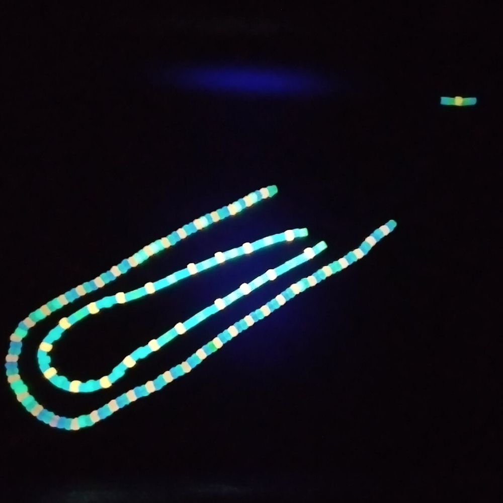 GLOW NECKLACE - Picture 14 of 15
